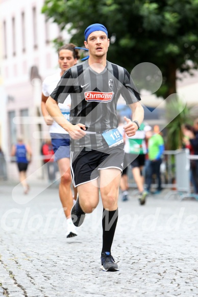 Hofmühlvolksfest-Halbmarathon Gloffer Werd