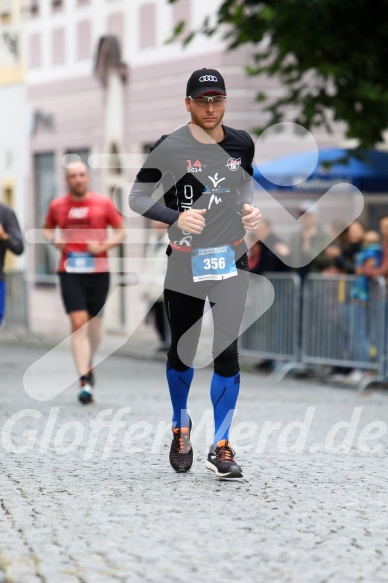 Hofmühlvolksfest-Halbmarathon Gloffer Werd