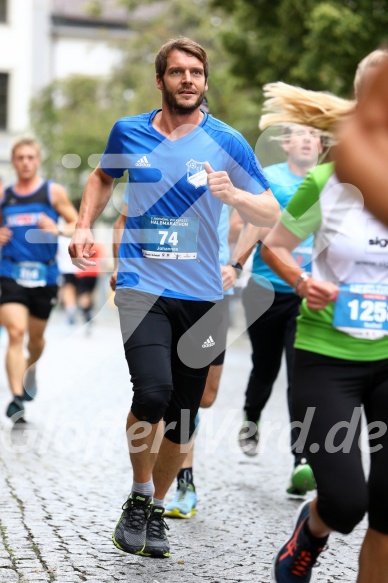 Hofmühlvolksfest-Halbmarathon Gloffer Werd