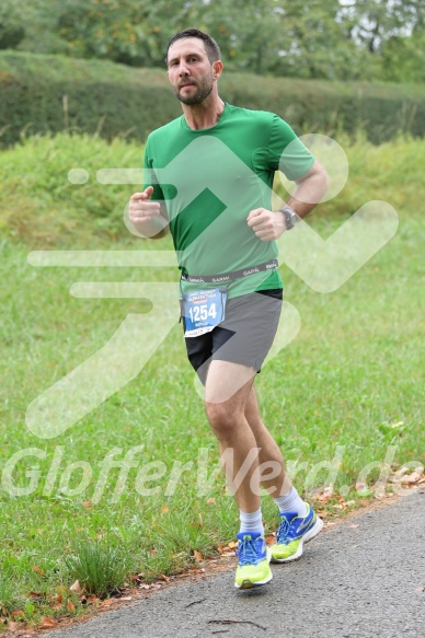 Hofmühlvolksfest-Halbmarathon Gloffer Werd