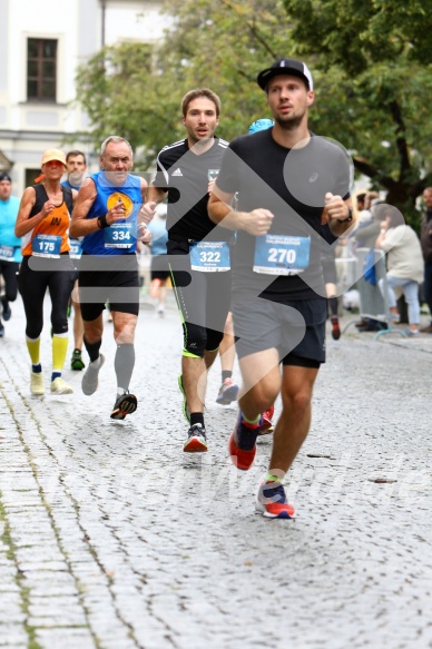 Hofmühlvolksfest-Halbmarathon Gloffer Werd