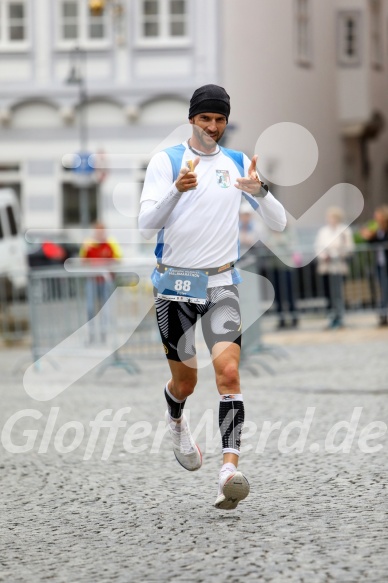 Hofmühlvolksfest-Halbmarathon Gloffer Werd