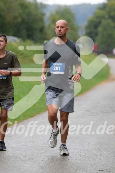 Hofmühlvolksfest-Halbmarathon Gloffer Werd