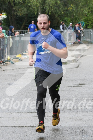 Hofmühlvolksfest-Halbmarathon Gloffer Werd