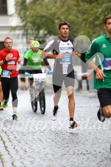 Hofmühlvolksfest-Halbmarathon Gloffer Werd