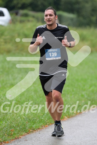 Hofmühlvolksfest-Halbmarathon Gloffer Werd