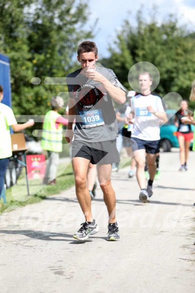 Hofmühl Volksfest-Halbmarathon Gloffer Werd