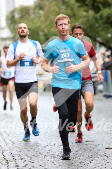 Hofmühlvolksfest-Halbmarathon Gloffer Werd