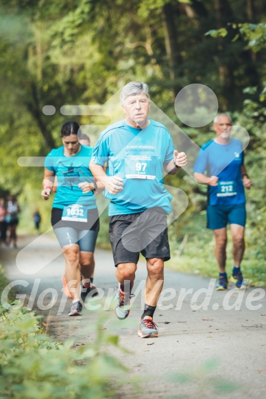 Hofmühlvolksfest-Halbmarathon Gloffer Werd