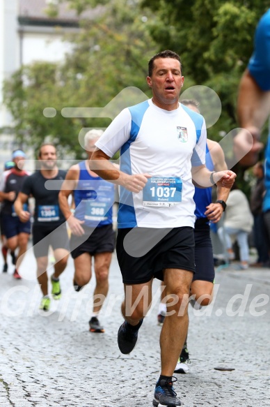 Hofmühlvolksfest-Halbmarathon Gloffer Werd