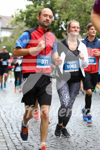 Hofmühlvolksfest-Halbmarathon Gloffer Werd