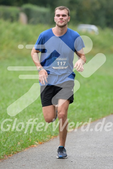 Hofmühlvolksfest-Halbmarathon Gloffer Werd