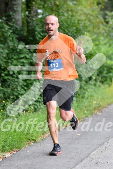 Hofmühl Volksfest-Halbmarathon Gloffer Werd