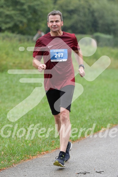 Hofmühlvolksfest-Halbmarathon Gloffer Werd