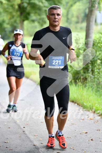 Hofmühl Volksfest-Halbmarathon Gloffer Werd