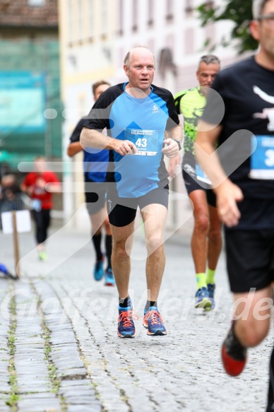 Hofmühlvolksfest-Halbmarathon Gloffer Werd