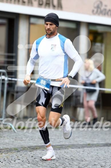 Hofmühlvolksfest-Halbmarathon Gloffer Werd