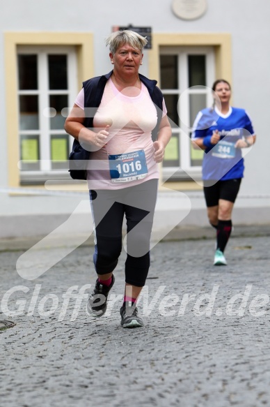 Hofmühlvolksfest-Halbmarathon Gloffer Werd