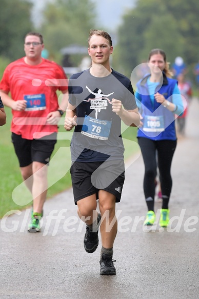 Hofmühlvolksfest-Halbmarathon Gloffer Werd