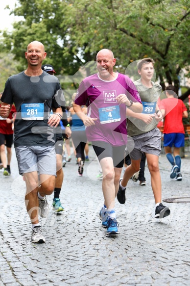 Hofmühlvolksfest-Halbmarathon Gloffer Werd