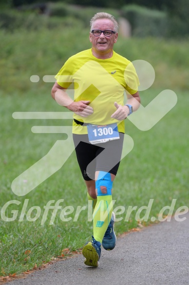 Hofmühlvolksfest-Halbmarathon Gloffer Werd