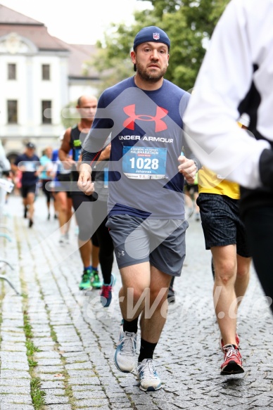 Hofmühlvolksfest-Halbmarathon Gloffer Werd