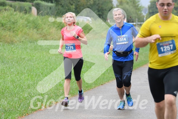 Hofmühlvolksfest-Halbmarathon Gloffer Werd