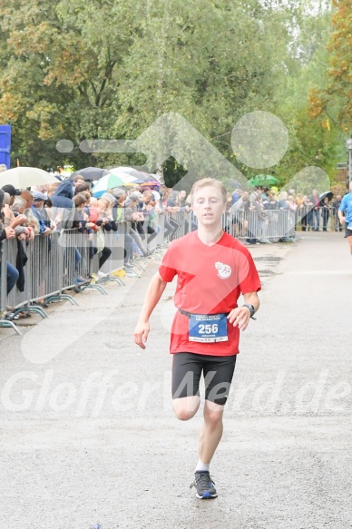 Hofmühlvolksfest-Halbmarathon Gloffer Werd