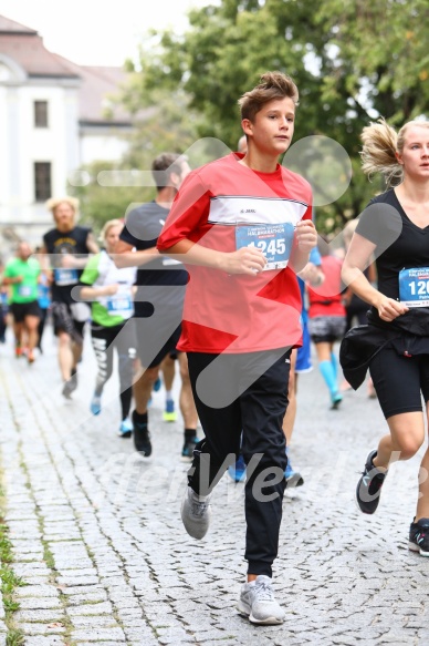 Hofmühlvolksfest-Halbmarathon Gloffer Werd