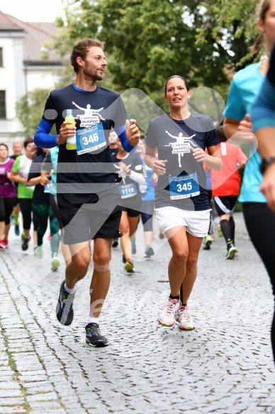 Hofmühlvolksfest-Halbmarathon Gloffer Werd