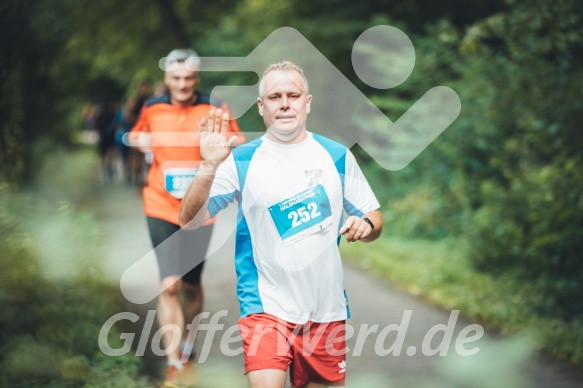 Hofmühlvolksfest-Halbmarathon Gloffer Werd