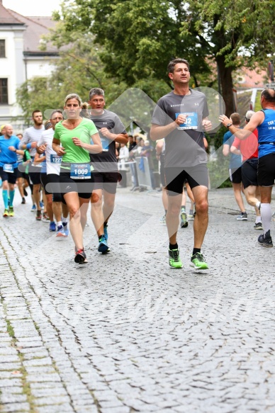 Hofmühlvolksfest-Halbmarathon Gloffer Werd