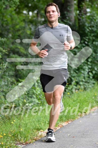 Hofmühl Volksfest-Halbmarathon Gloffer Werd