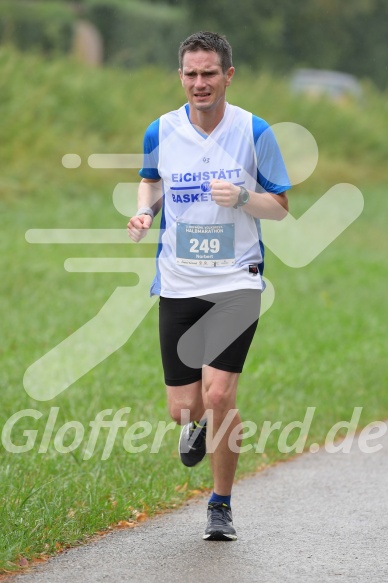 Hofmühlvolksfest-Halbmarathon Gloffer Werd