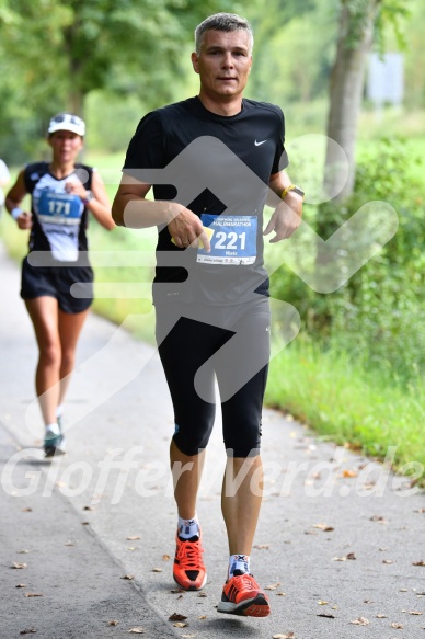 Hofmühl Volksfest-Halbmarathon Gloffer Werd