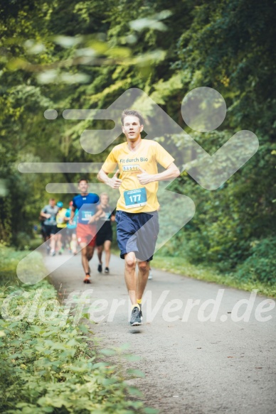 Hofmühlvolksfest-Halbmarathon Gloffer Werd