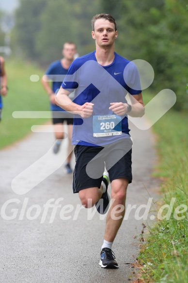 Hofmühlvolksfest-Halbmarathon Gloffer Werd