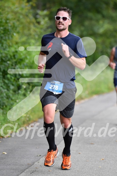 Hofmühl Volksfest-Halbmarathon Gloffer Werd