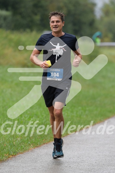 Hofmühlvolksfest-Halbmarathon Gloffer Werd