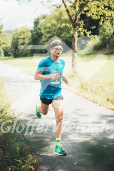 Hofmühlvolksfest-Halbmarathon Gloffer Werd