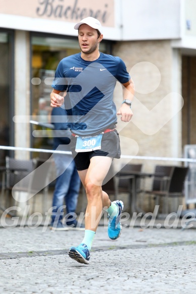 Hofmühlvolksfest-Halbmarathon Gloffer Werd