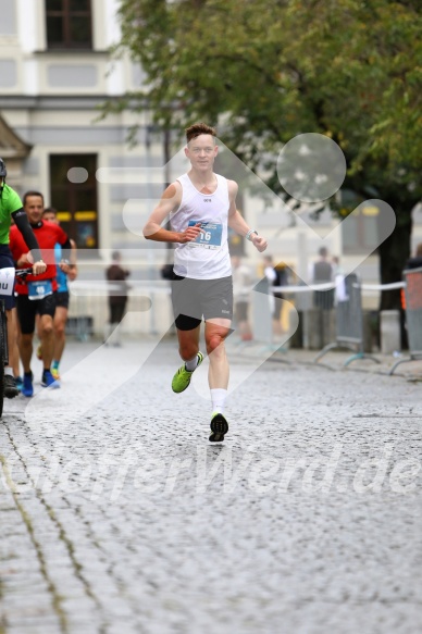 Hofmühlvolksfest-Halbmarathon Gloffer Werd