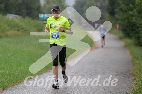 Hofmühlvolksfest-Halbmarathon Gloffer Werd