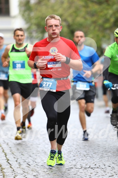 Hofmühlvolksfest-Halbmarathon Gloffer Werd