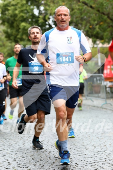 Hofmühlvolksfest-Halbmarathon Gloffer Werd