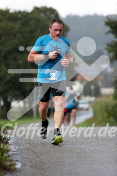 Hofmühl Volksfest-Halbmarathon Gloffer Werd