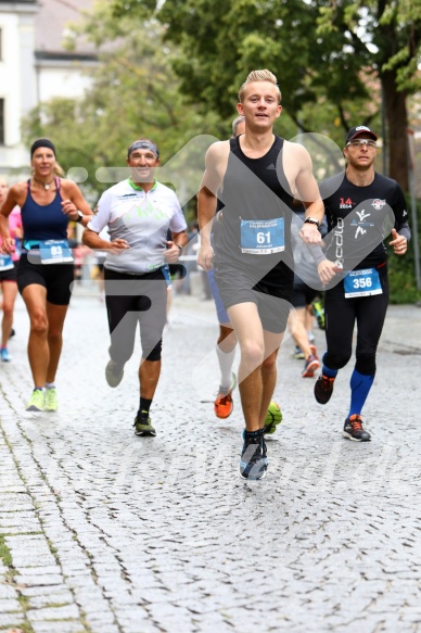 Hofmühlvolksfest-Halbmarathon Gloffer Werd