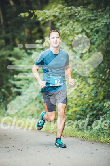 Hofmühlvolksfest-Halbmarathon Gloffer Werd