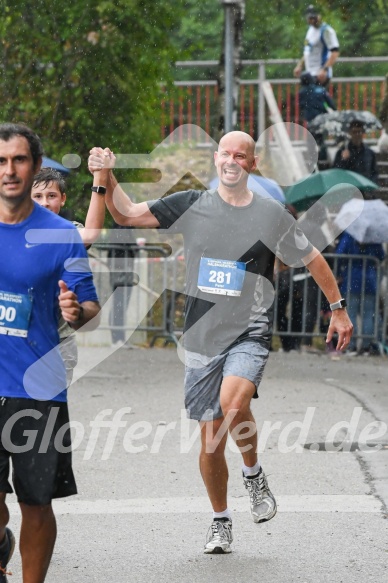 Hofmühlvolksfest-Halbmarathon Gloffer Werd