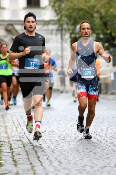 Hofmühlvolksfest-Halbmarathon Gloffer Werd